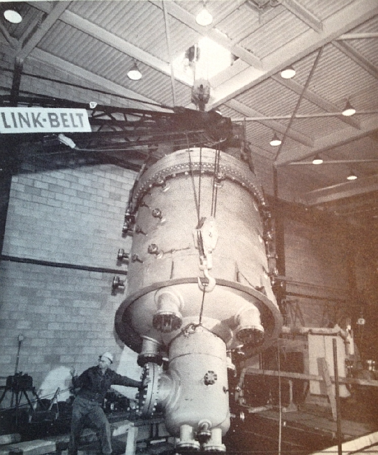 Installation of the reactor vessel in the SPERT-II experimental test facility.  This roughly SMR sized component and even considerably larger ones could benefit from many of the techniques described in this week's Matinee video.  Photo in Will Davis' collection. 